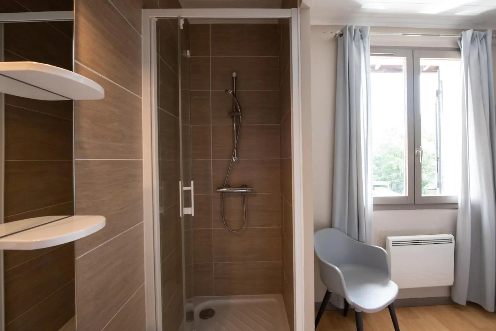 Hôtel Chez Jostel - Chambre 6 Genay  Appartement